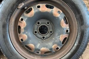 Cerchi con gomme 185/60/14