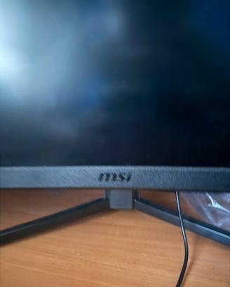 G32cq4 e2 schermo msi curvo 32