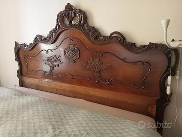 Camera da letto in noce nazionale