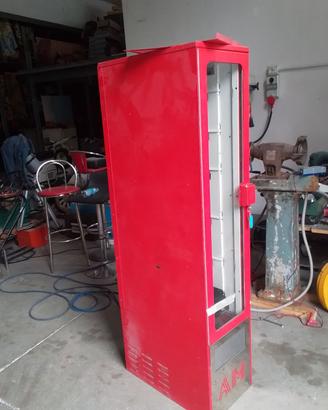 Distributore sigarette   frigo AM