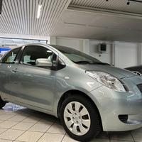 TOYOTA Yaris 1.0 3 porte Sol - UNI PROP-NEOPAT