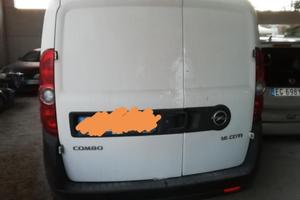 Opel Combo Van Anno 2015 1.6 Diesel Per Ricambi
