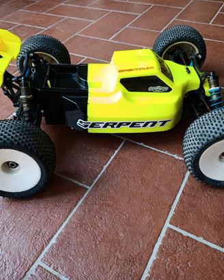 Serpent Truggy 1/8 radiocomandata lipo 4s