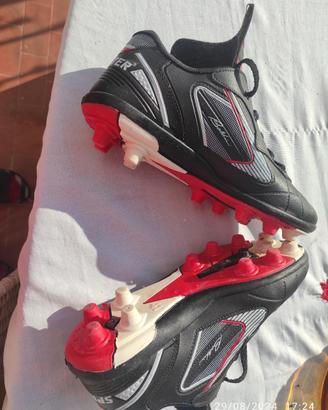 scarpe con tacchetti da calcio 