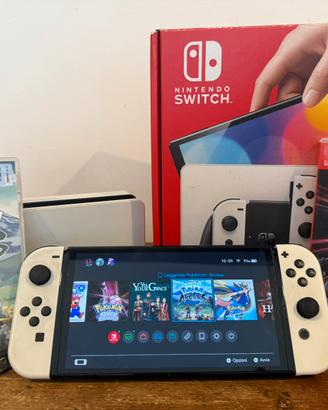 Nintendo Switch OLED + 2 Pokémon (Arceus + Perla)