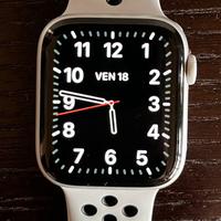 Apple Watch 4 Nike