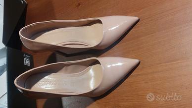 Scarpe decollete' vernice nude tacco 10,5 cm