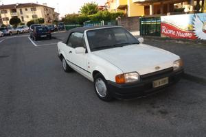 FORD ESCORT CABRIO