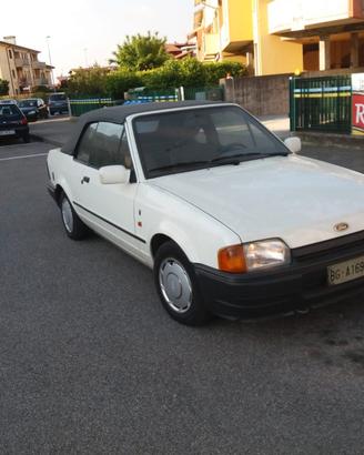 FORD ESCORT CABRIO