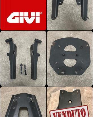Vari  adattatori GIVI per bauletti moto e scooter 