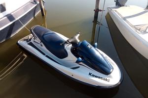 Kawasaki stx12f con pedana