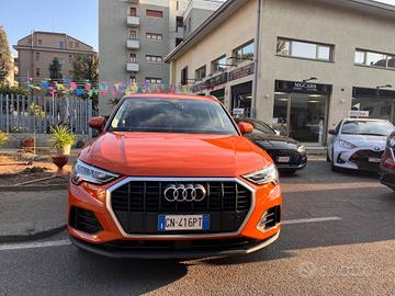 Audi Q3 35 1.5 TFSI S tronic Business Advanced - 2