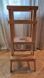 Torre montessoriana per bambini