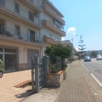 Locale commerciale su strada principale