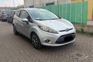 FORD FIESTA 1.2 BENZINA – EURO 5 – OK NEOPATENTATI