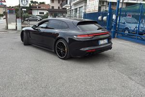 Porsche panamera turbo s