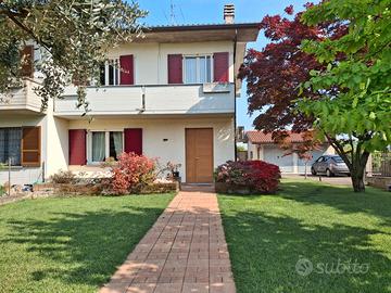 Villa bifamiliare a Cologne (BS)