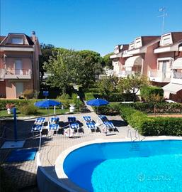 Trilocale/p.brescia/4 pax/250 dal mare/p.auto