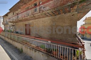 Montecorvino P.- Locale Commerciale, Stato Grezzo