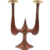 Candeliere arte Brutalista