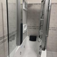 Vasca combinata con idromassaggio