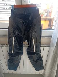 pantalone pelle per moto 