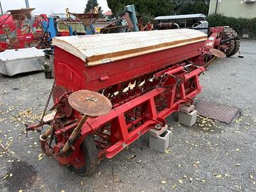 Seminatrice per cereali marca CARRARo modello PAMP
