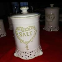 OGGETTI    DA TINELLO O CUCINA ANNI   70