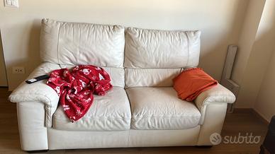 Divano 2 posti in pelle beige
