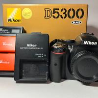 Nikon d5300 + scatola e accessori| < 12k scatti