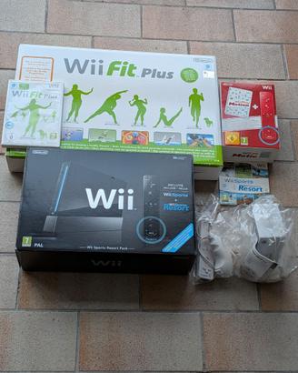 Nintendo Wii con Wii fit plus e accessori!!