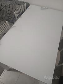 tavolo soggiorno con 4 sedie