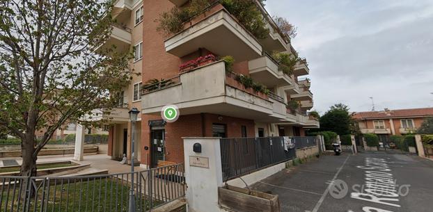 ROMA SUD- TRILOCALE con BALCONE