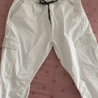 pantaloni cargo bianchi