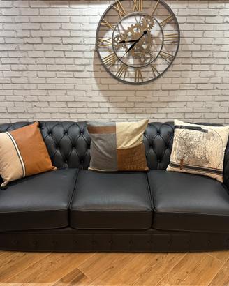 Divano con poltrone Chesterfield