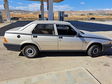 Alfa 75 1.8 a carburatori