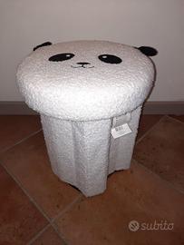 Sedia contenitore a forma di panda