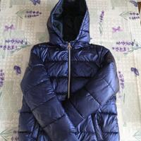 Piumino con cappuccio 