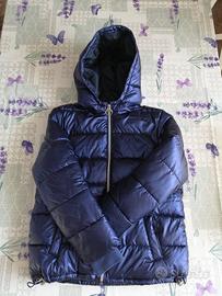 Piumino con cappuccio 