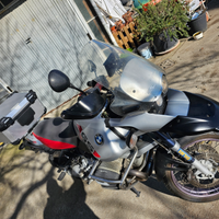 BMW GS1150 con moto Motard 125