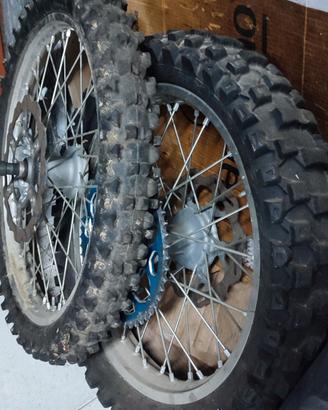 Cerchi e gomme cross + impianto frenante