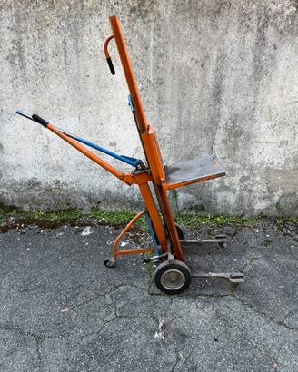 Carrello elevatore