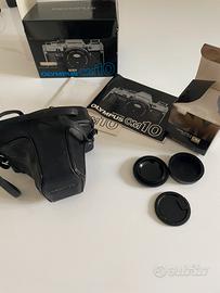 Macchina fotografica Olympus OM 10