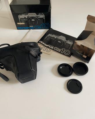Macchina fotografica Olympus OM 10