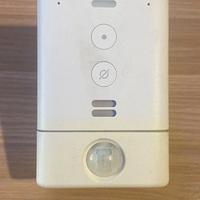 Amazon Echo Flex con sensore movimento