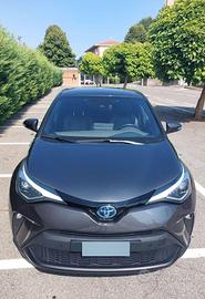 TOYOT C-HR 1.8  HYBRID  E-CVT LOUNGE