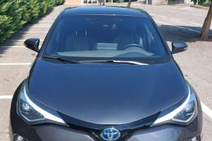 TOYOT C-HR 1.8  HYBRID  E-CVT LOUNGE