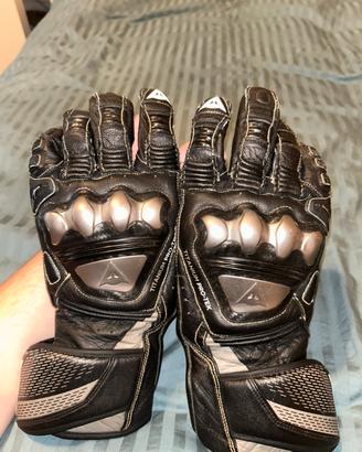 Dainese Full Metal 7
