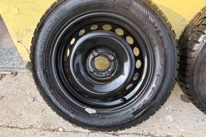 Gomme nokian  185/65 R 15 88T