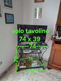 tavolino porta TV e appendiabiti 